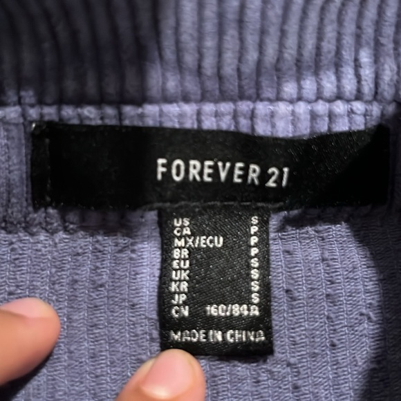 Cardigan - Picture 2 of 3